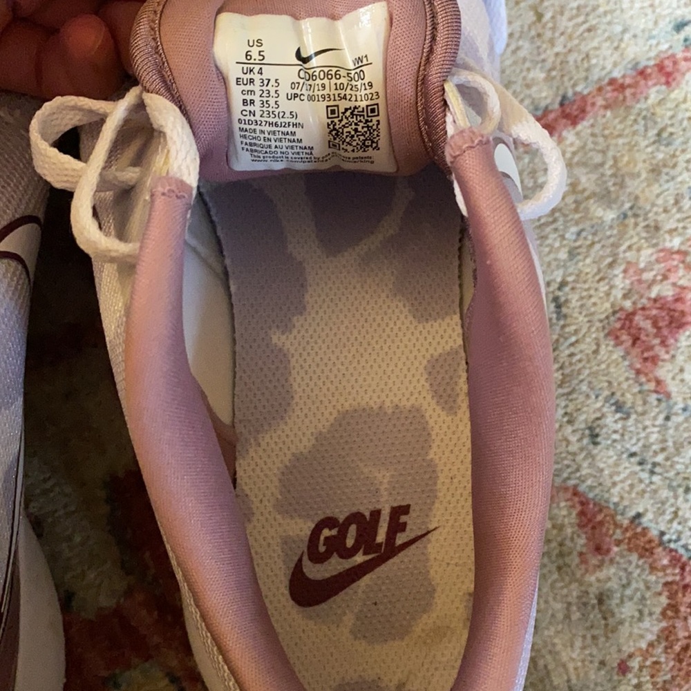 Nike Roshe Women Golf Shoes - Picture 4 of 4